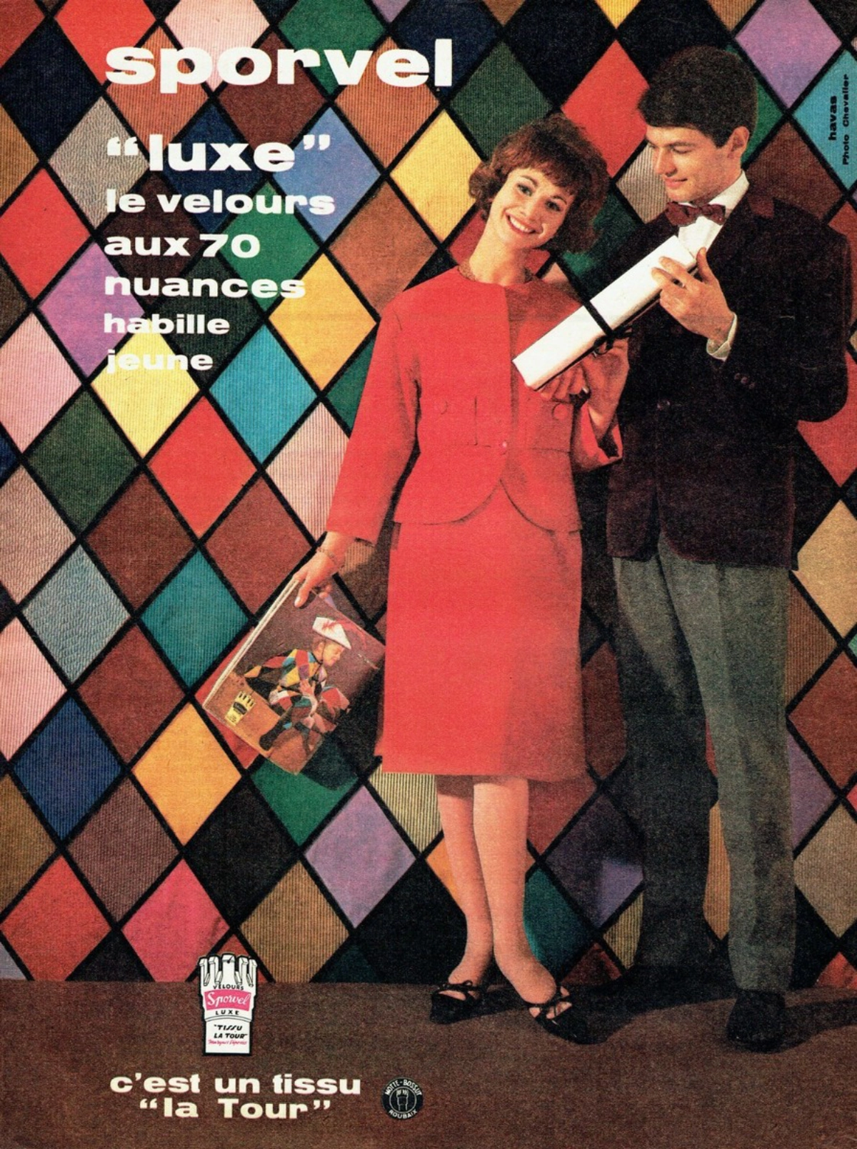 publicité Sporvel luxe, le velours aux 70 nuances habille jeune… 1961